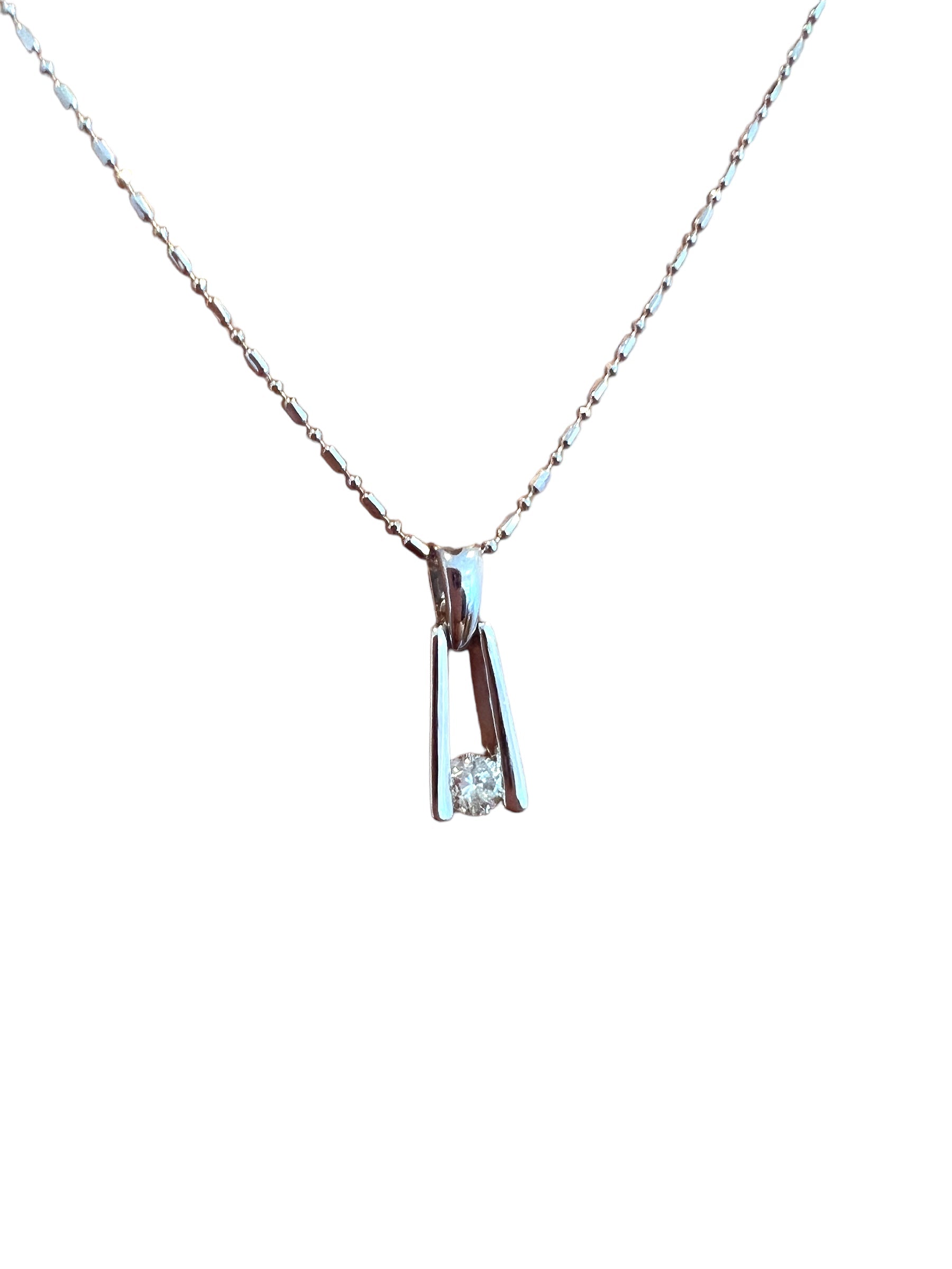 14kt White Gold Chain and Platinum with Diamond Pendant Necklace Length 16