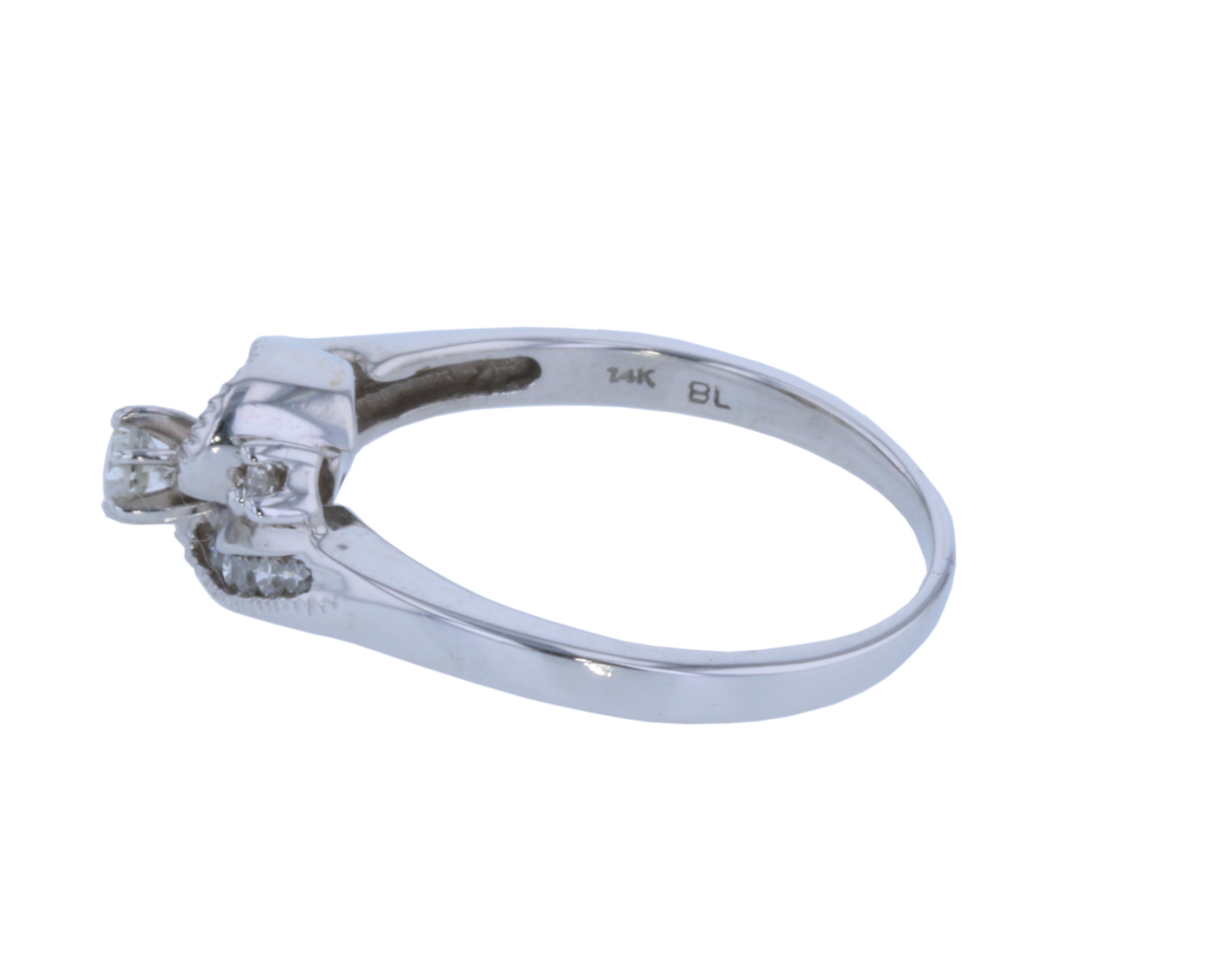 14KT White Gold 0.16ctw Diamond Engagement Ring Size 7