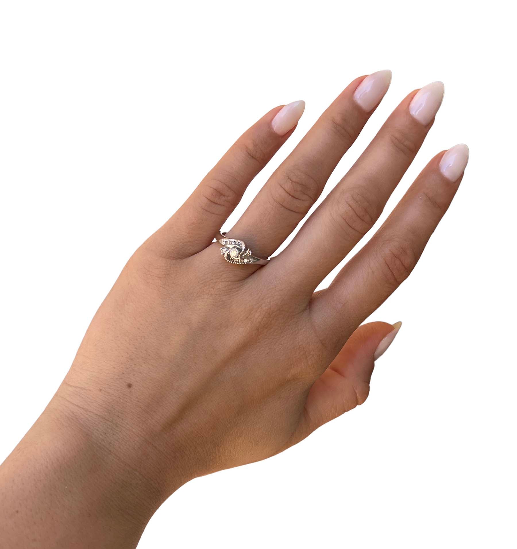 14KT White Gold 0.16ctw Diamond Engagement Ring Size 7