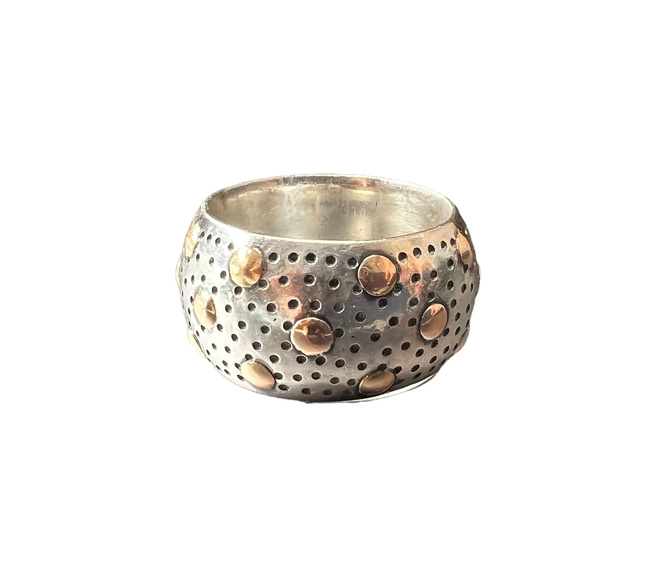 Vintage Suarti 925 Sterling Silver Polka Dot Design Band Ring Size 7 3/4