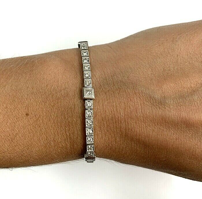 18kt White Gold 1.75ctw Diamond Tennis Bracelet