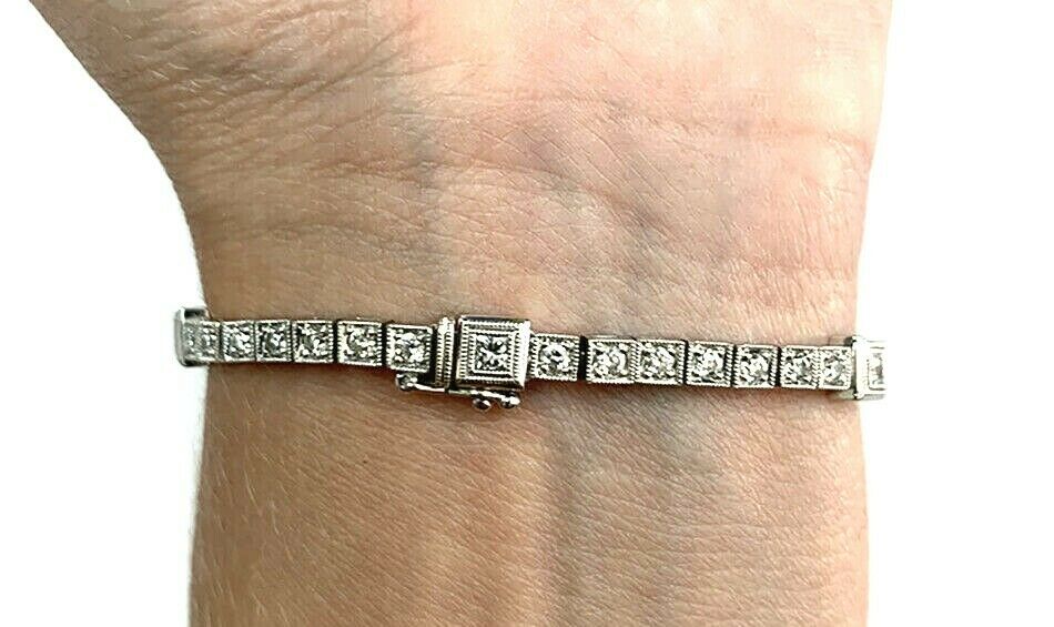 18kt White Gold 1.75ctw Diamond Tennis Bracelet
