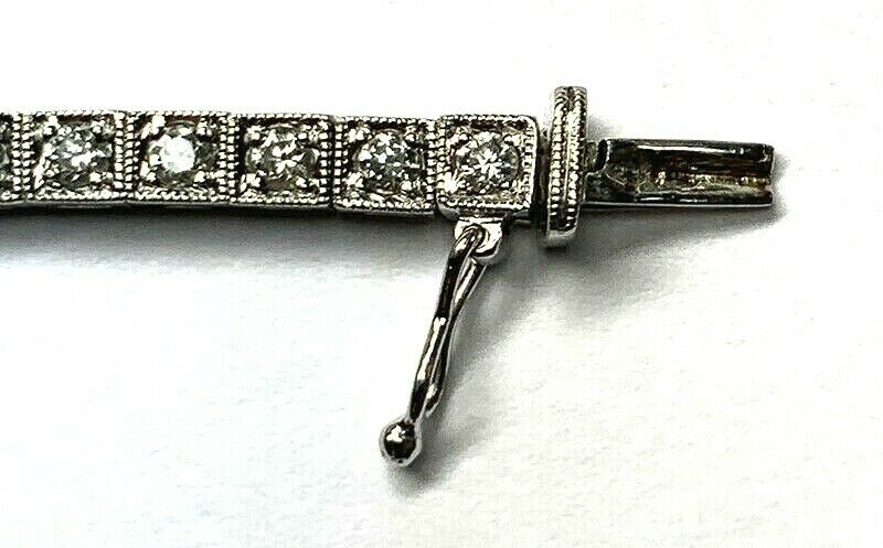 18kt White Gold 1.75ctw Diamond Tennis Bracelet