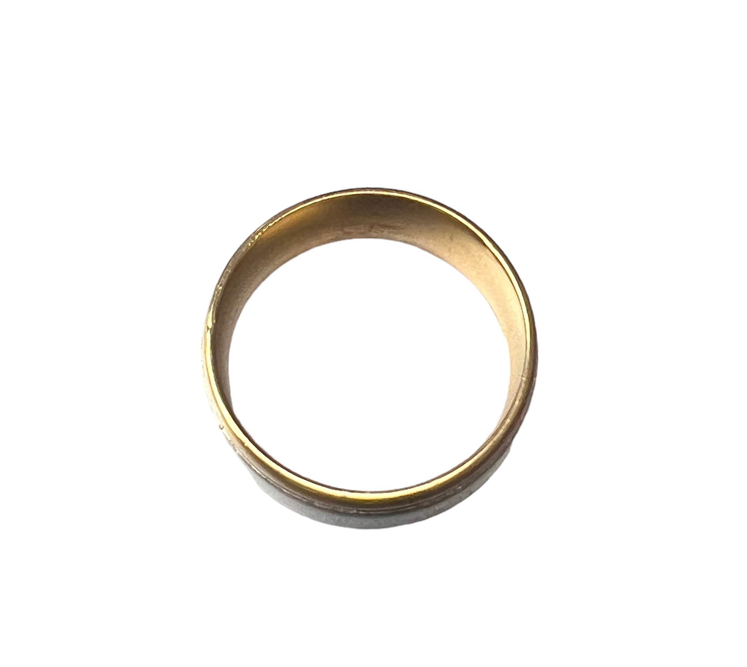 Platinum and 18kt Yellow Gold Men's Wedding Band