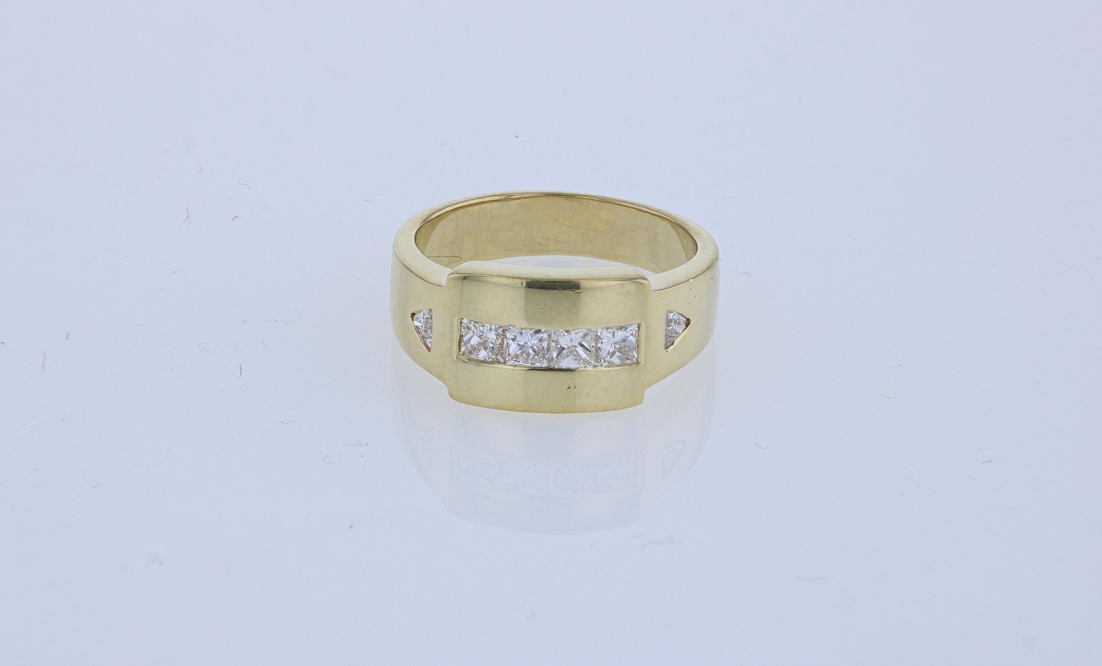 18kt Yellow Gold Men's 0.70ctw Diamond Ring Sz 8.5