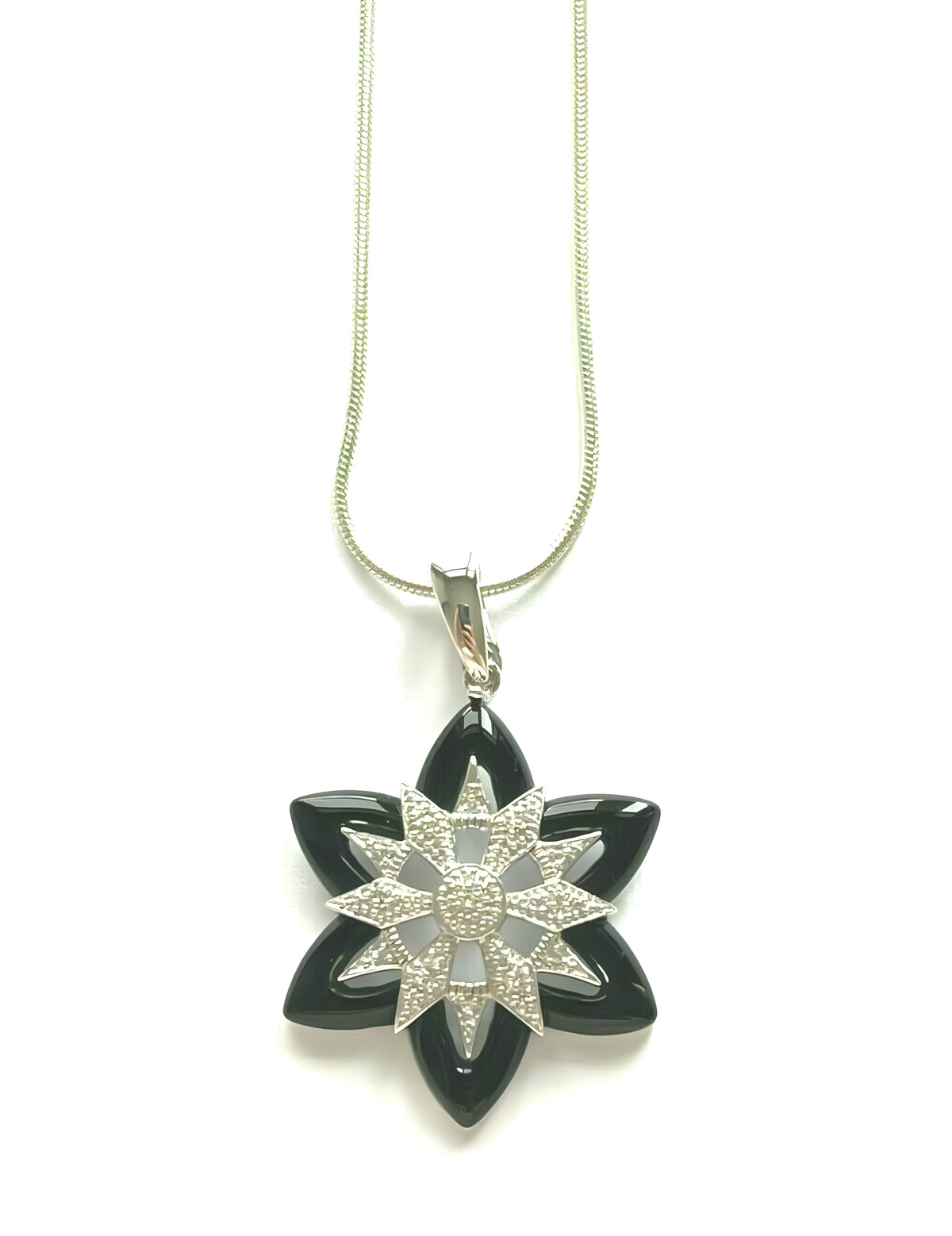 EA 925 Silver CZ Stone Star Shaped Black Pendant Necklace 16 Inches