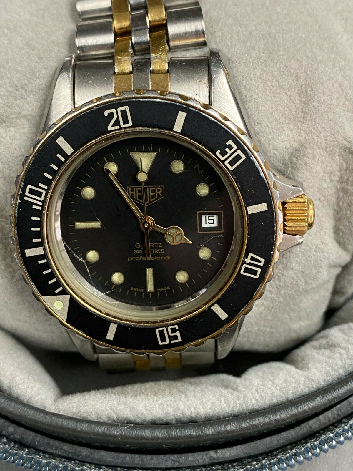 Vintage 32mm Tag Heuer 980.019 Gold Style Watch Etanche Acier Quartz