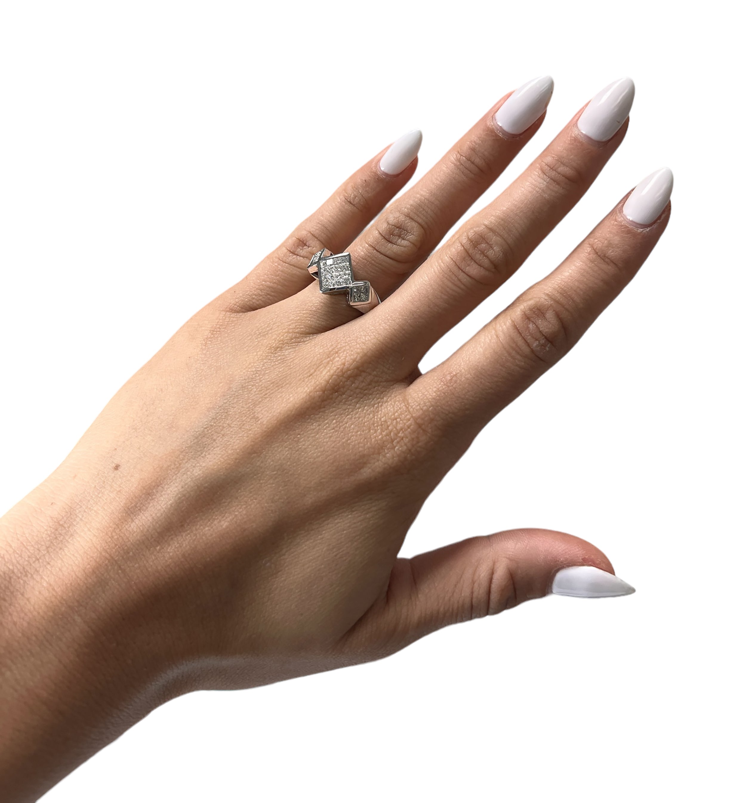 18KT White Gold 1.00ctw Diamond Ring