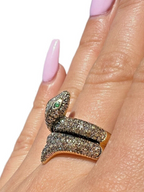 18kt Yellow Gold Snake Ring with 0.80ctw of Diamonds Sz7
