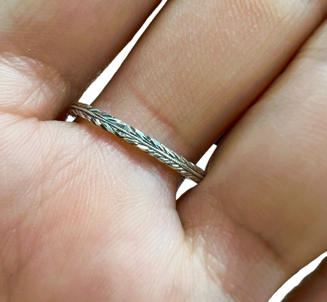 Loree Rodkin Sterling Silver and Saphire Cross Ring Sz 7.5