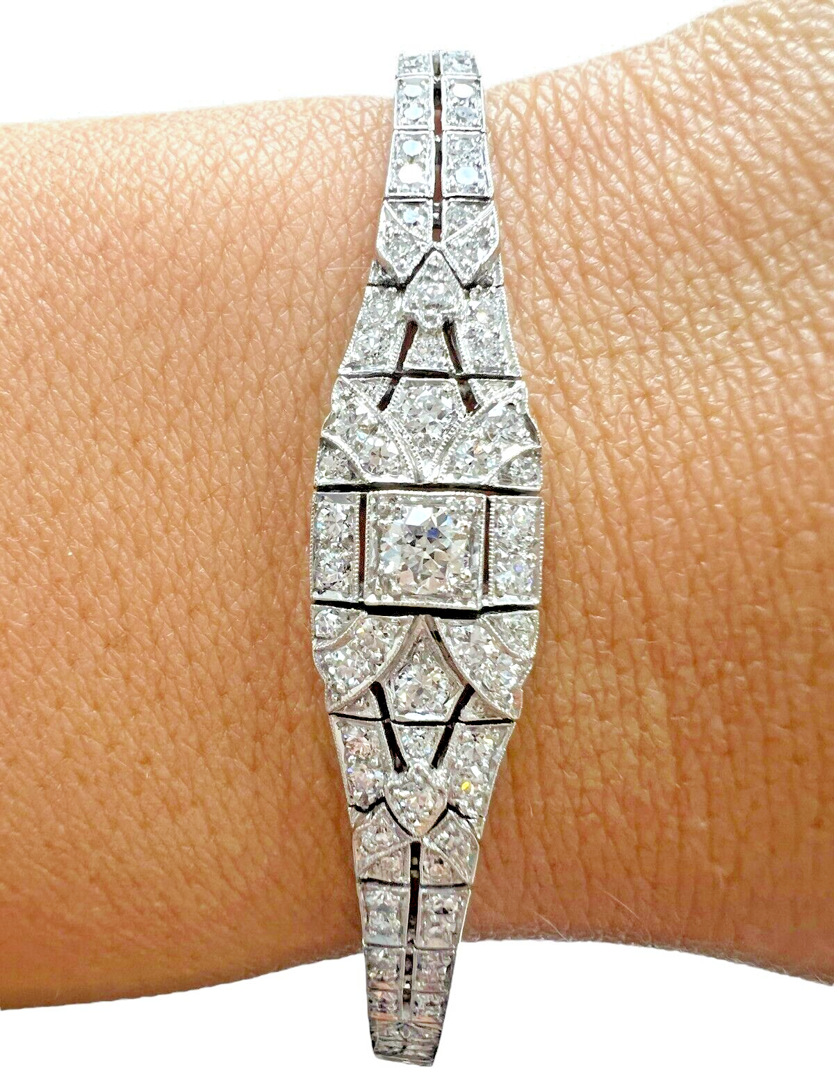 Platinum Art Deco 0.75ctw Diamond Bracelet 6.75"