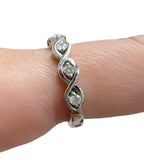 18kt White Gold Ring with an Intricate Design of 0.35ctw Diamonds