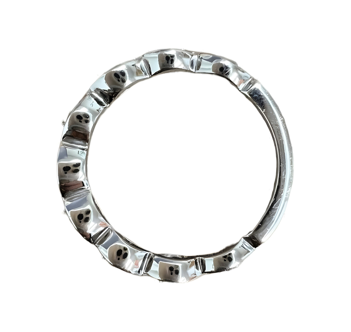 18kt White Gold Ring with an Intricate Design of 0.35ctw Diamonds