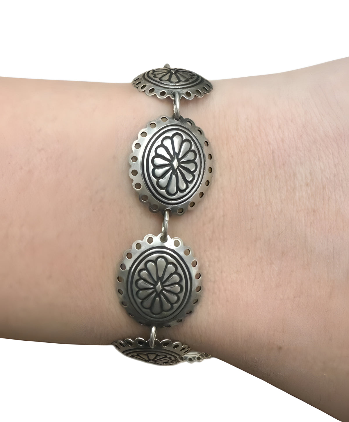 Sterling Silver Concho Flower Bracelet 7.25in