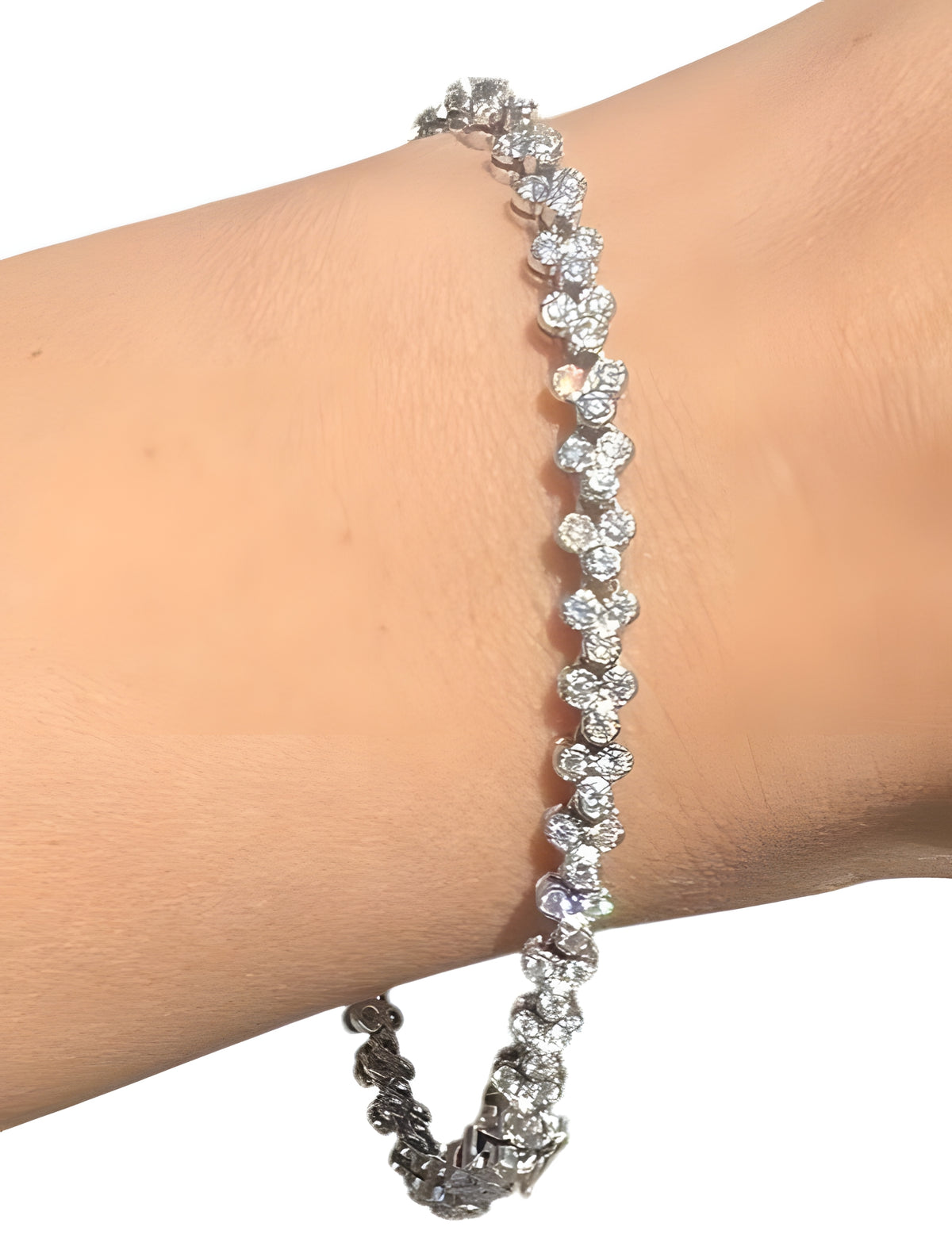 18Kt White Gold 2.65ctw Diamond Bracelet 7.25in