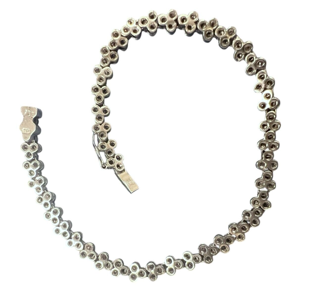 18Kt White Gold 2.65ctw Diamond Bracelet 7.25in