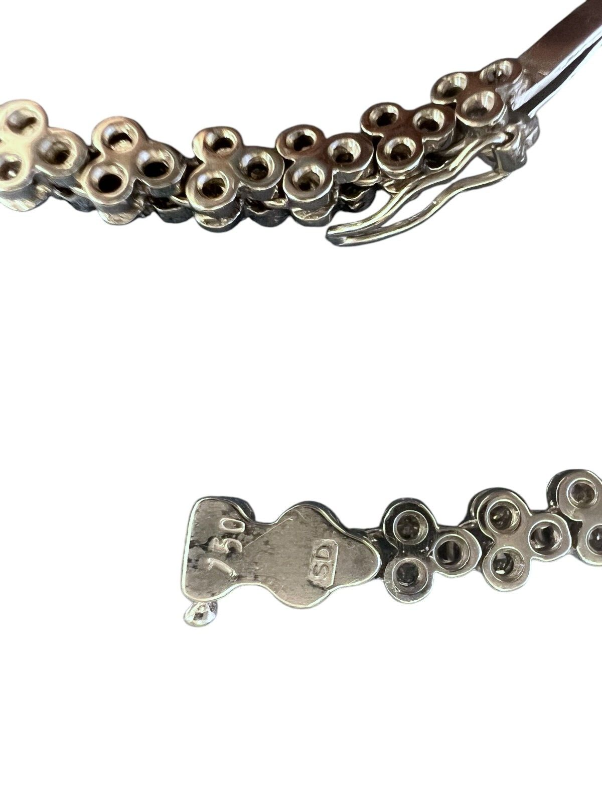 18Kt White Gold 2.65ctw Diamond Bracelet 7.25in