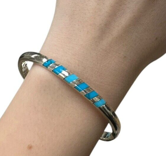 Taxco Sterling Silver Turquoise Inlay Hinged Bangle Bracelet
