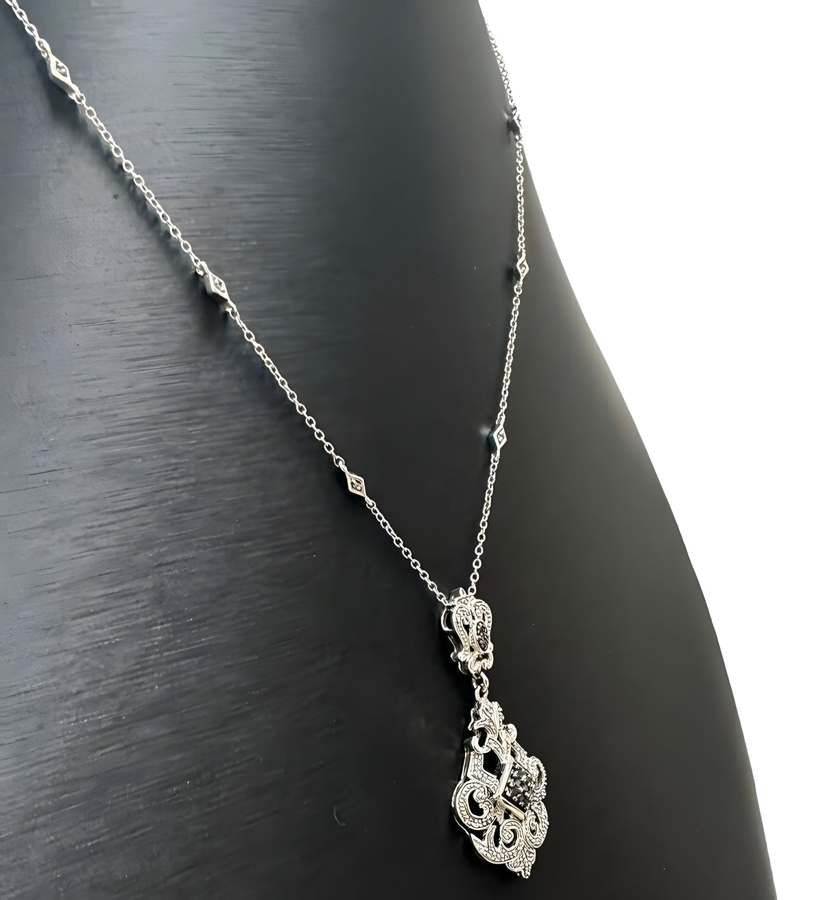 JWBR Sterling Silver Fleur De Lis Necklace 18 inches