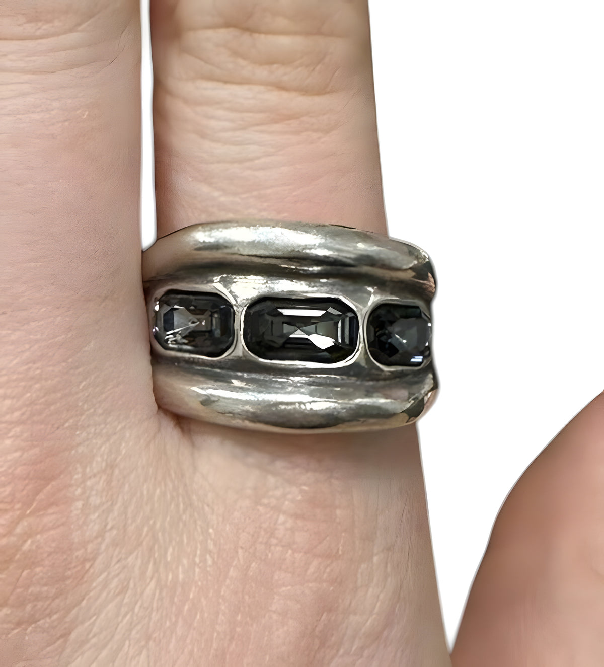 Uno De 50 Sterling silver ring with 3 gray crystals size 8.5