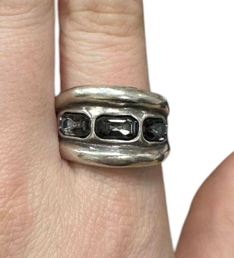 Uno De 50 Sterling silver ring with 3 gray crystals size 8.5