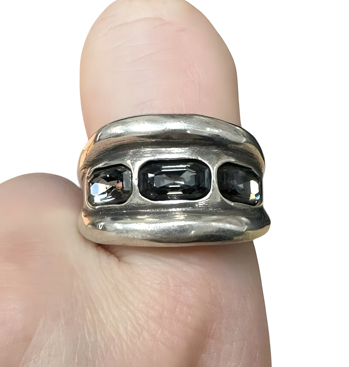 Uno De 50 Sterling silver ring with 3 gray crystals size 8.5