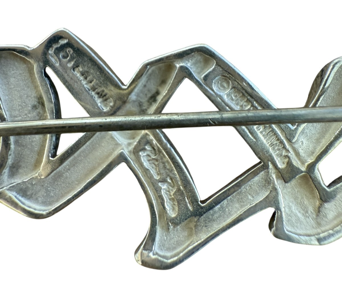 Tiffany & Co. Paloma Picasso XO Hug Kiss Love Pin Brooch Silver 925