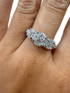 18kt White Gold Diamond Ring 1.33ctw Sz8