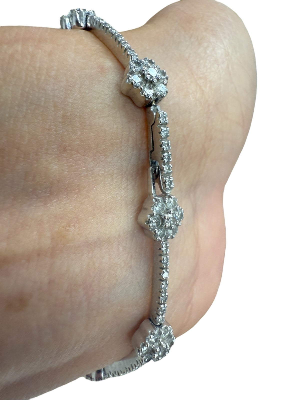 2.25ctw Diamond Cluster Tennis Bracelet 14kt White Gold 7.25in