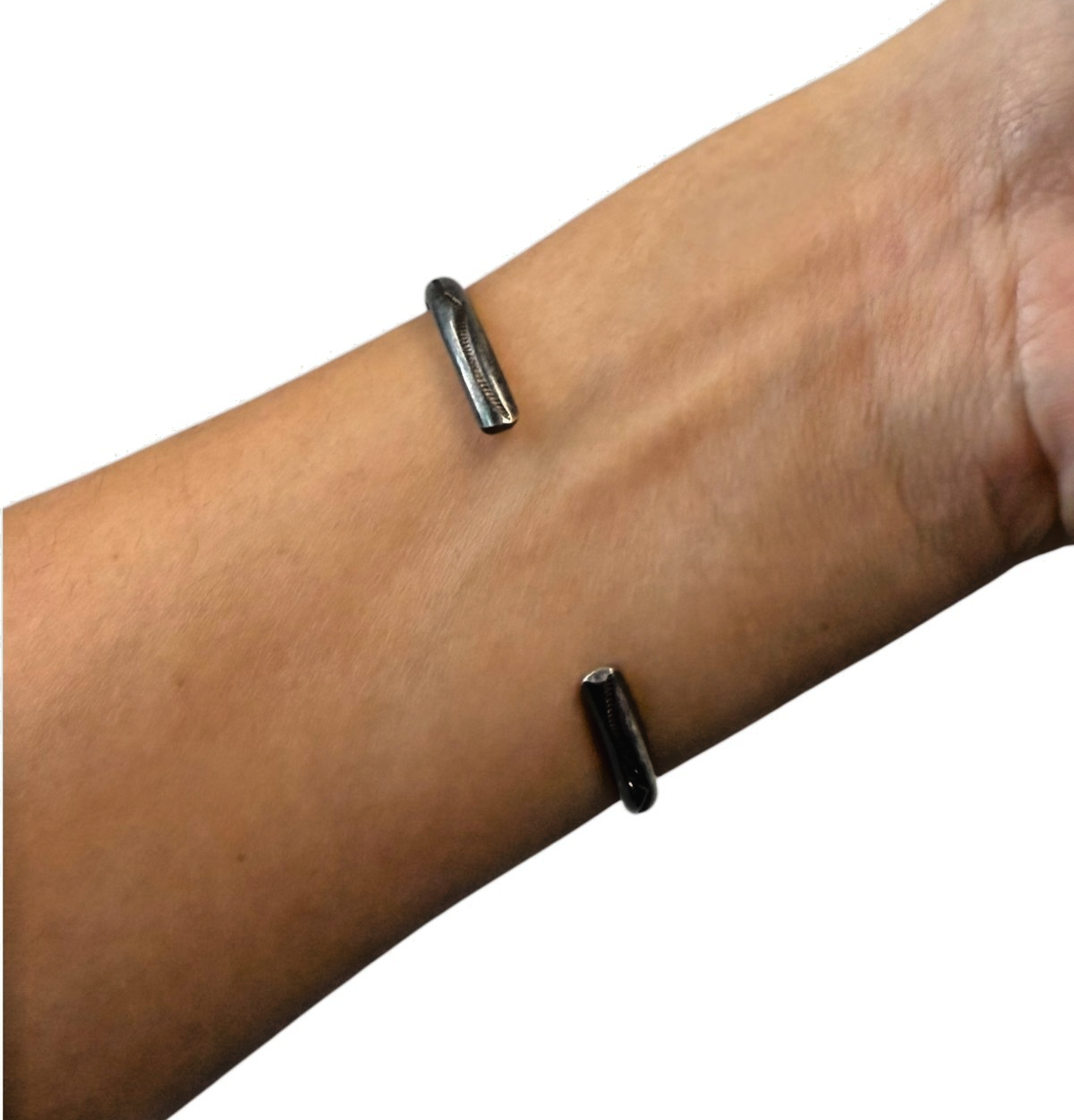 Vintage Navajo Sterling Silver NAKAI Coral Cuff Bracelet 12g 5.5” Circumference