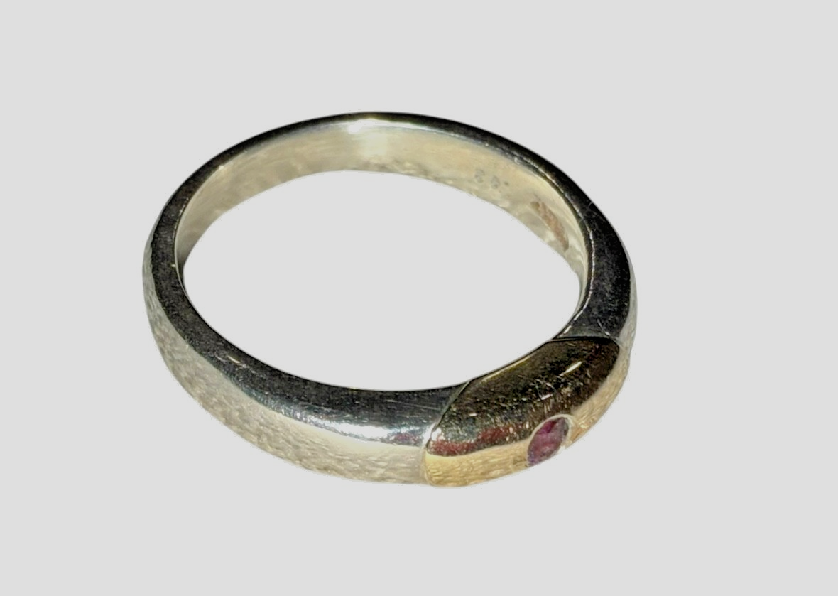 Vintage Sterling Silver & 14K Gold Ring Ruby Gemstone Inlay Band Size 8, 4.4g