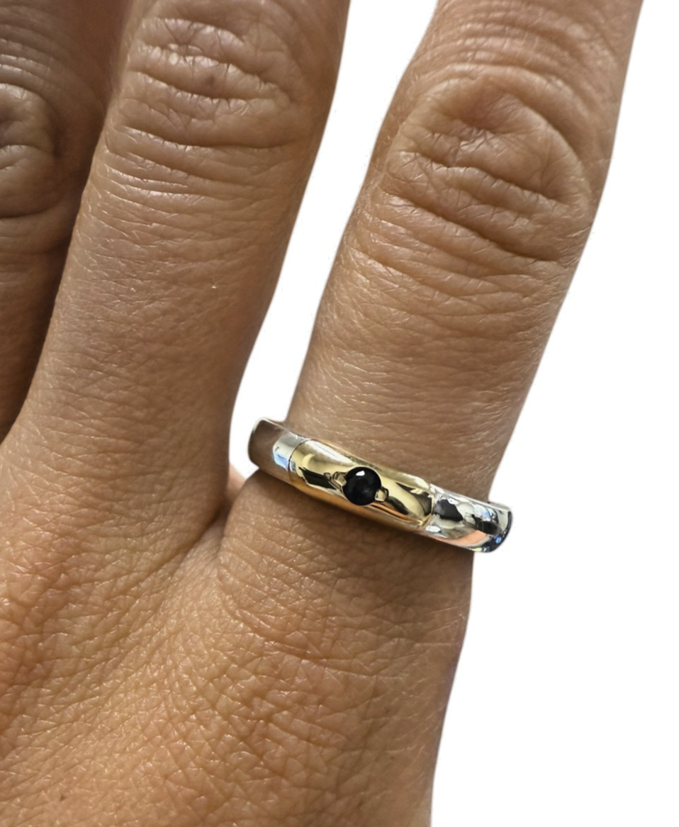 Zenith Sterling Silver & 14K Gold Band Ring w/ Black Stone Size 8