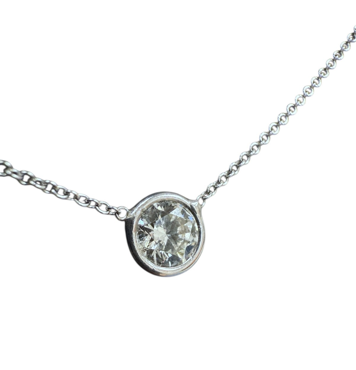 14k White Gold Solitare Diamond Pendant Necklace
