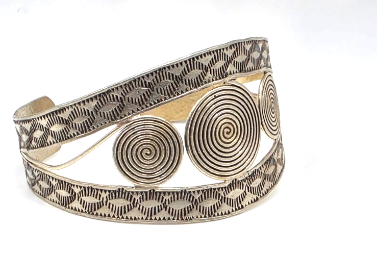 Spiral Wide Cuff Bracelet 925 Sterling Silver Thailand 41.2g