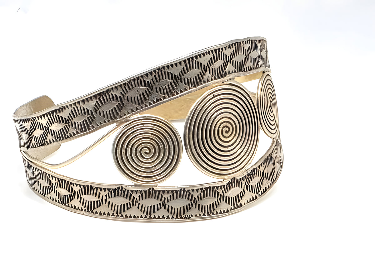 Spiral Wide Cuff Bracelet 925 Sterling Silver Thailand 41.2g