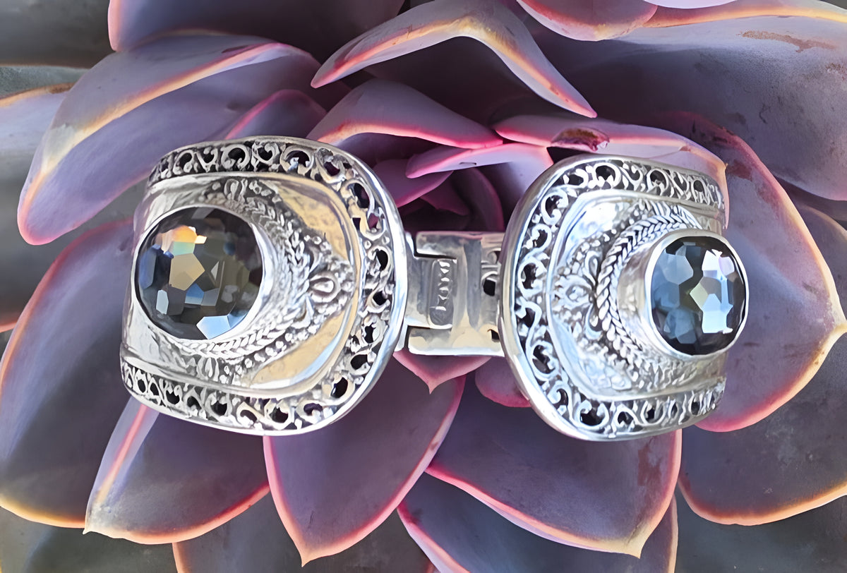 SARDA 925 Sterling Silver Gray Gemstone Hinged Cuff Bracelet Indonesia