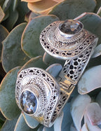 SARDA 925 Sterling Silver Gray Gemstone Hinged Cuff Bracelet Indonesia