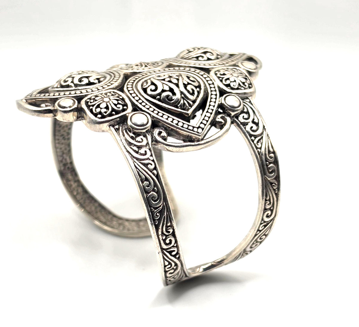 NWOT Sarda Sterling Silver Statement Cuff Bracelet Large Ornate Openwork Design