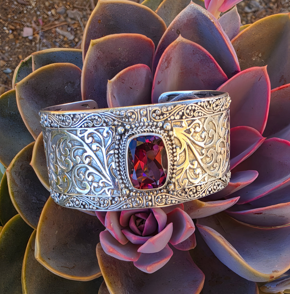 SARDA 925 Sterling Silver Wide Cuff Bracelet Garnet-Color Gemstone Filigree