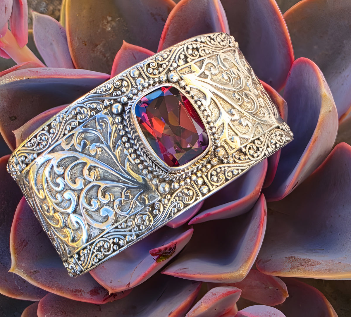 SARDA 925 Sterling Silver Wide Cuff Bracelet Garnet-Color Gemstone Filigree