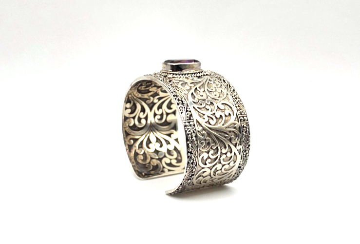 SARDA 925 Sterling Silver Wide Cuff Bracelet Garnet-Color Gemstone Filigree