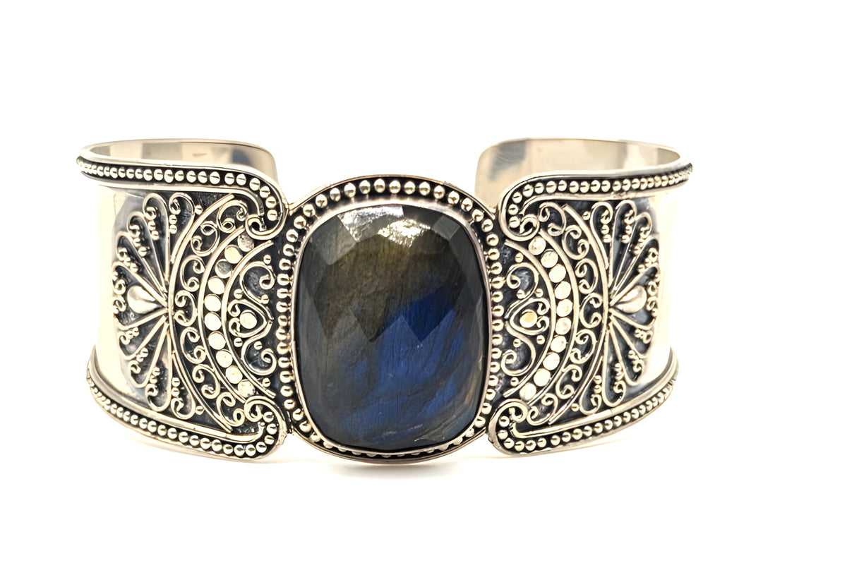 G 925 Sterling Silver Wide Cuff Bracelet Large Faceted Stone Ornate Scrollwork