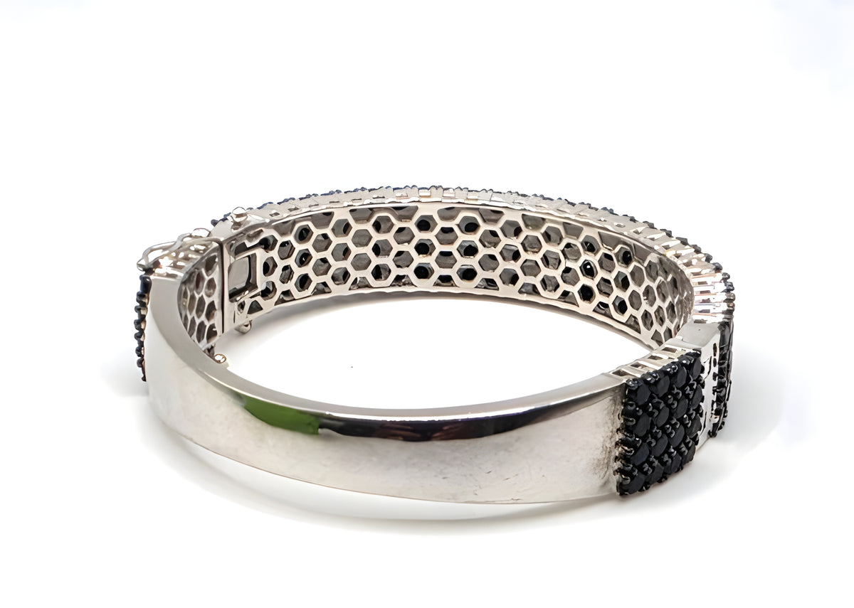 925 Sterling Silver Black Stone Hinged Bangle Bracelet 35.4g BBJ China