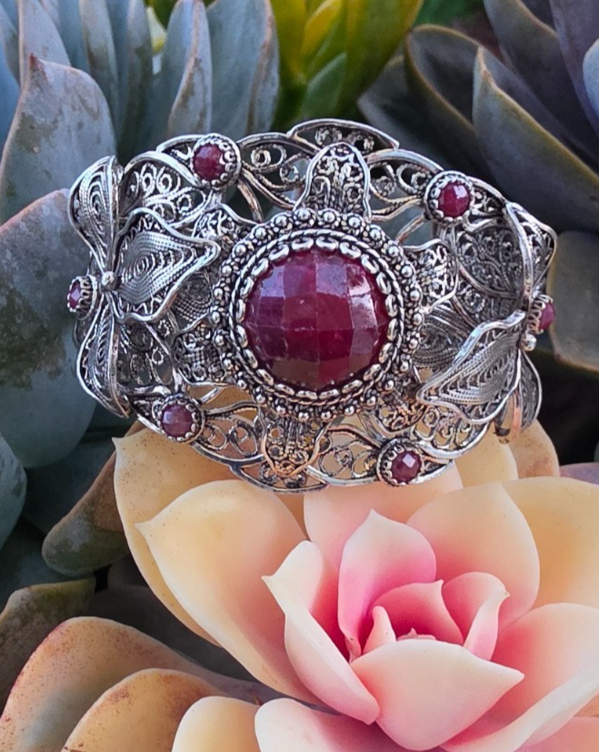 NWOT Sterling Silver Filigree Red Gemstone Floral Leaf Statement Cuff Bracelet