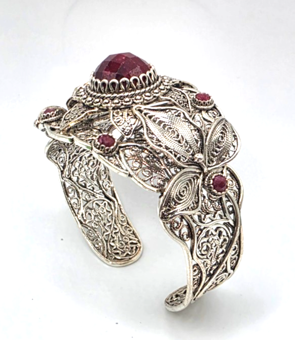 NWOT Sterling Silver Filigree Red Gemstone Floral Leaf Statement Cuff Bracelet