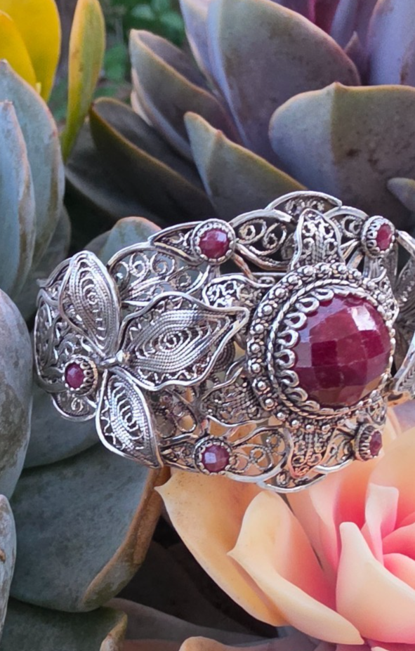 NWOT Sterling Silver Filigree Red Gemstone Floral Leaf Statement Cuff Bracelet