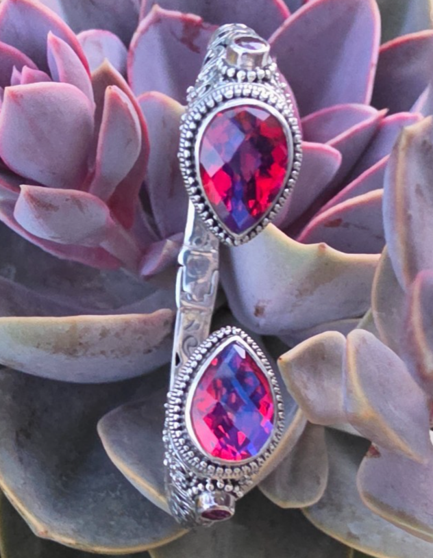Sarda 925 Sterling Silver Purple/Pink Gemstone Hinged Cuff Bracelet
