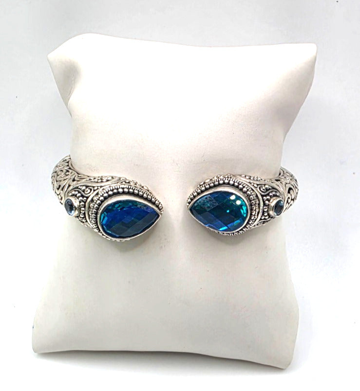 SARDA 925 Sterling Silver Blue Topaz Teardrop Hinged Cuff Bracelet 6.25