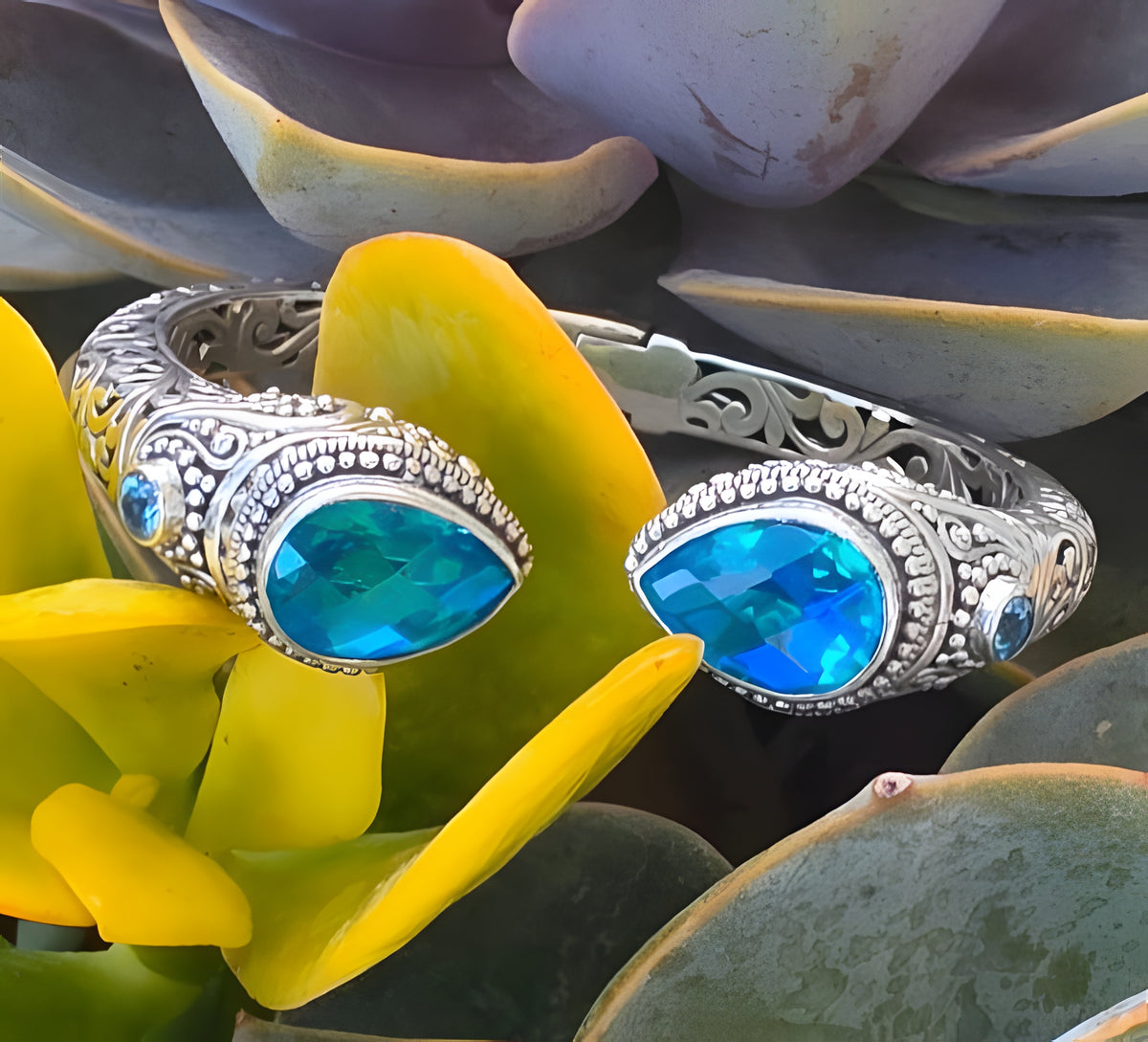 SARDA 925 Sterling Silver Blue Topaz Teardrop Hinged Cuff Bracelet 6.25