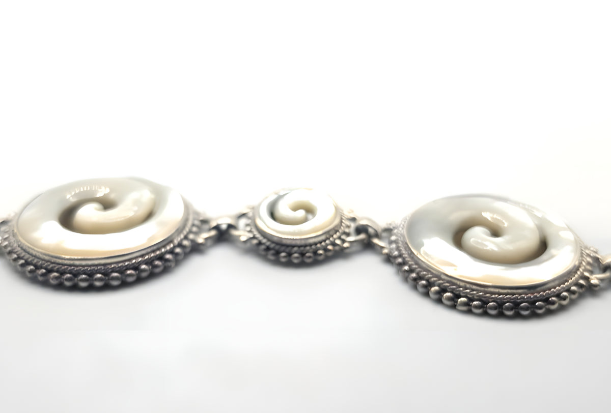 SARDA Sterling Silver Iridescent Shell Spiral Link Bracelet